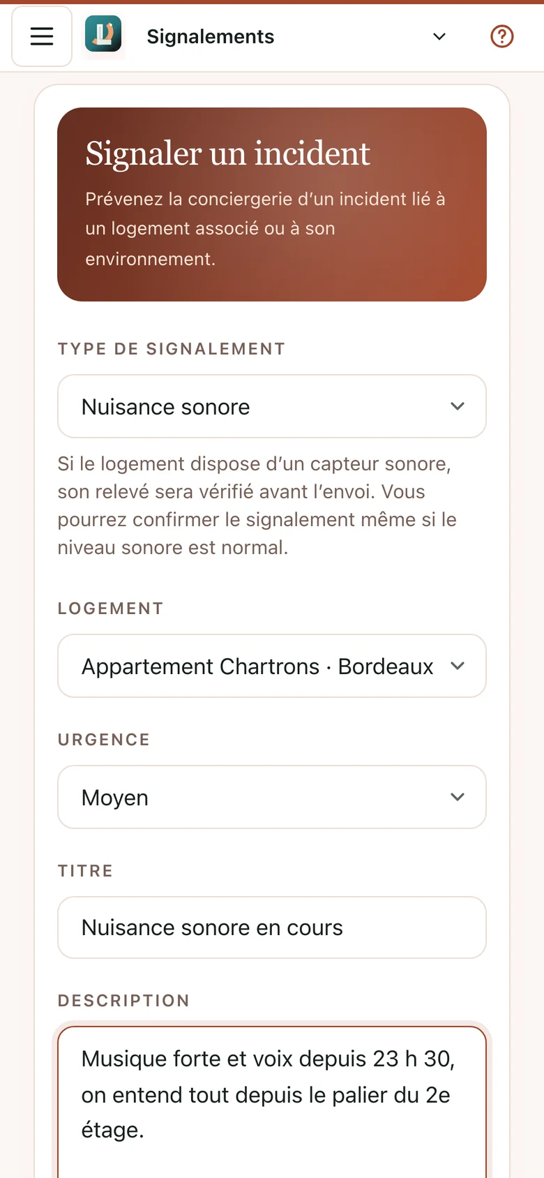 Espace du voisin référent sur téléphone : formulaire Signaler un incident avec le type (nuisance sonore), le logement concerné, l’urgence, un titre et la description du bruit entendu depuis le palier.